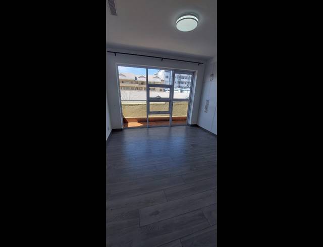 2 BEDROOM APARTMENT FOR SALE IN UMHLANGA RIDGE